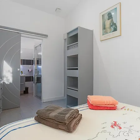 Les Sables Lägenhet *